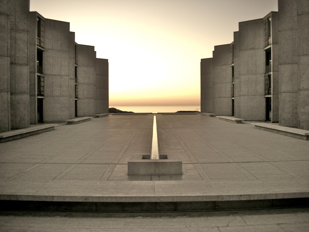 Salk Institute, La Jolla (photo: Alfred Essa/ Flickr)