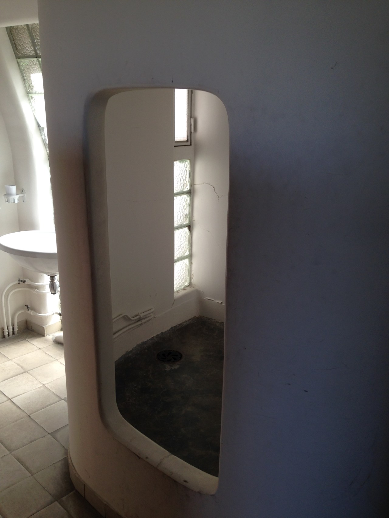 Paying a visit to the smallest&nbsp;room